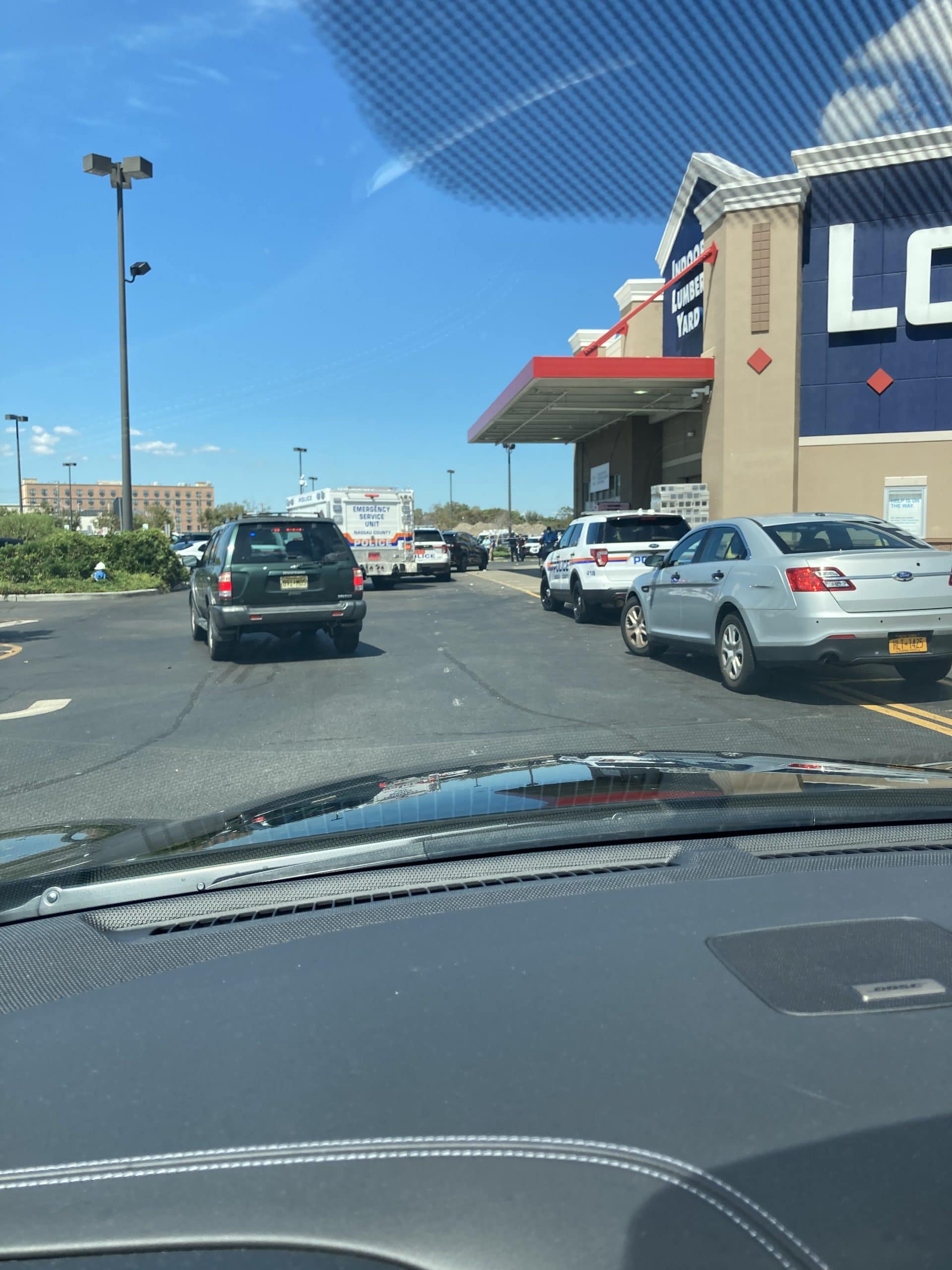 Shooting at Lowe’s on Rockaway Turnpike TJH LIVE
