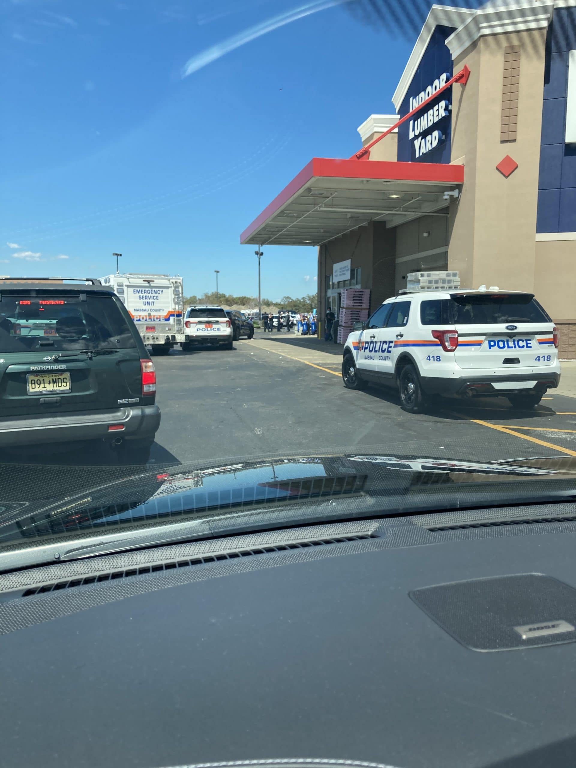 Shooting at Lowe’s on Rockaway Turnpike TJH LIVE